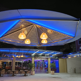 Terraza exterior Hotel Pueblo de Benidorm,.JPG