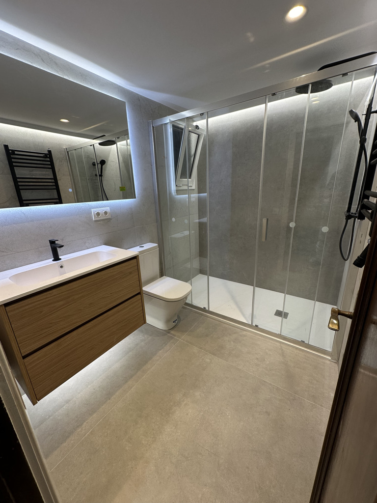 Baño en vivienda, Barcelona