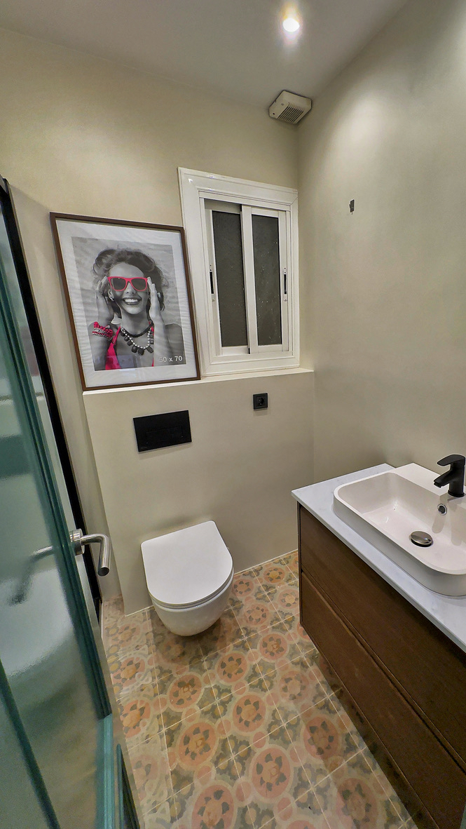 Baño en vivienda, Barcelona